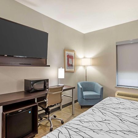 Best Western Casino Inn Vinton Bagian luar foto