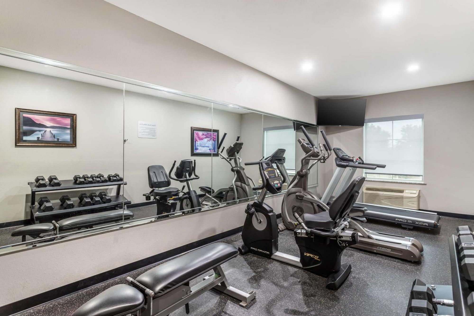 Best Western Casino Inn Vinton Bagian luar foto